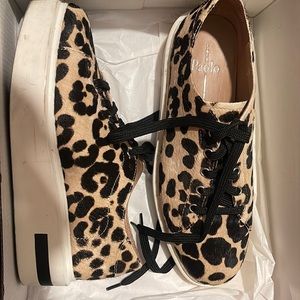 Cheetah print platform sneakers